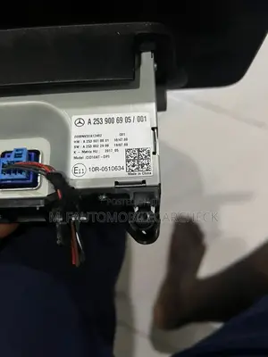 C 300/ GlC 2023 Navigator Screen