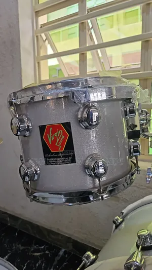 Virgin Professional Drum Set