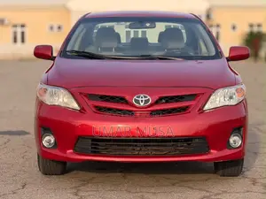 Toyota Corolla LE 4dr Sedan (1.8L 4cyl 4A) 2013 Red