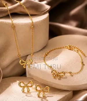 Fashionable Jewellery