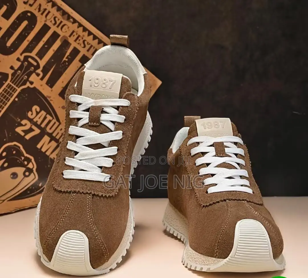 Rustwood Runner Sneakers