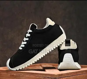 Rustwood Runner Sneakers