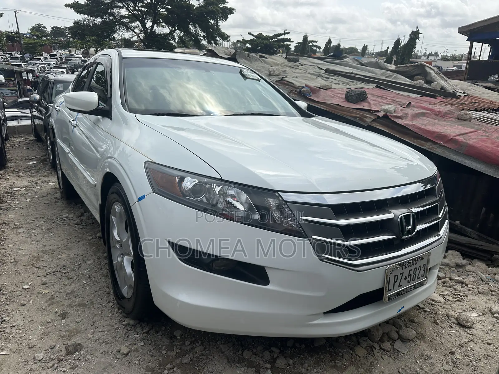 Honda Crosstour 2011 White