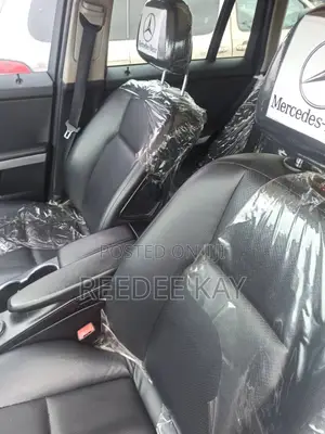 Mercedes-Benz GLK-Class 350 4MATIC 2011 Silver