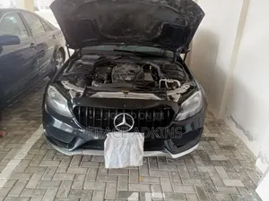 Mercedes-Benz C300 2015 Black