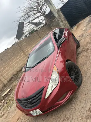 Hyundai Sonata 2013 Red