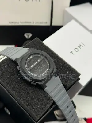 Tomi Quality Men Rubber Strap Wristwatch