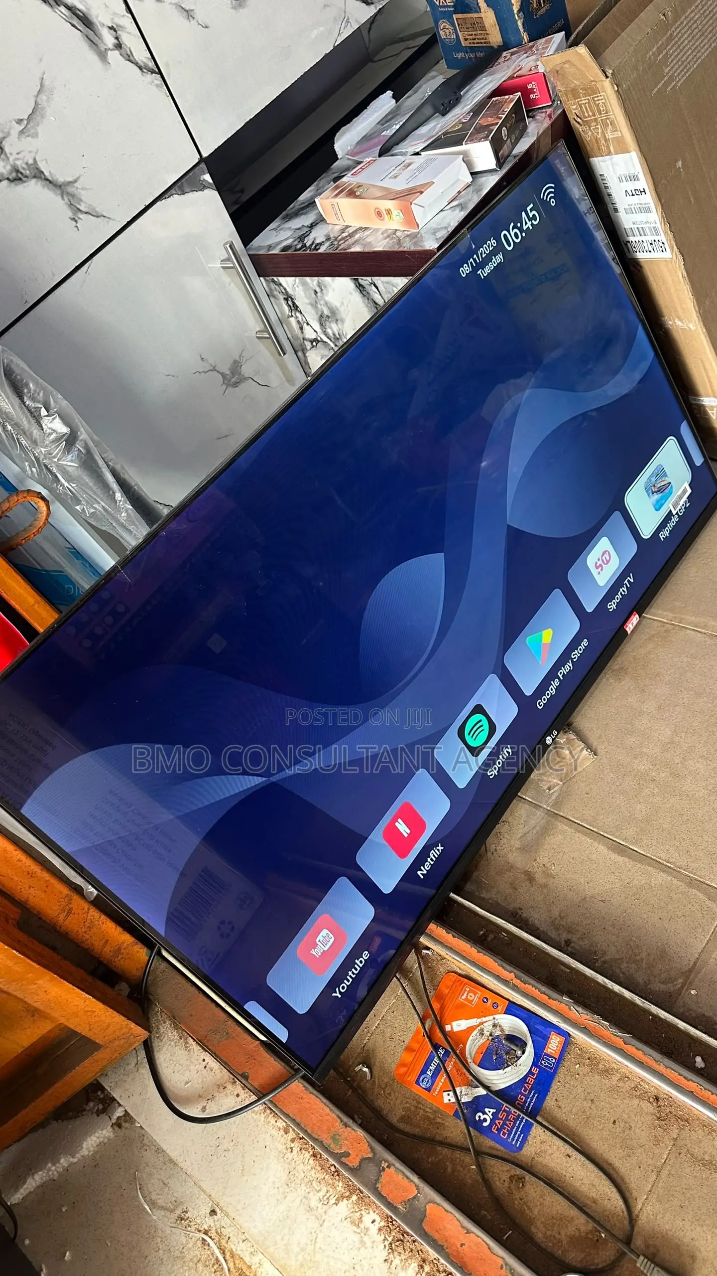 45inches LG Smart TV