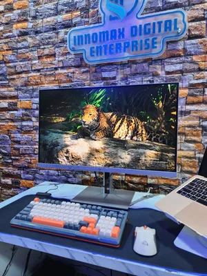 HP EliteDisplay 27-Inch Frameless IPS QHD 1440p With USB-C Monitor