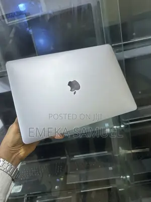 Laptop Apple MacBook Pro 2020 16GB Intel Core i5 HDD 512GB
