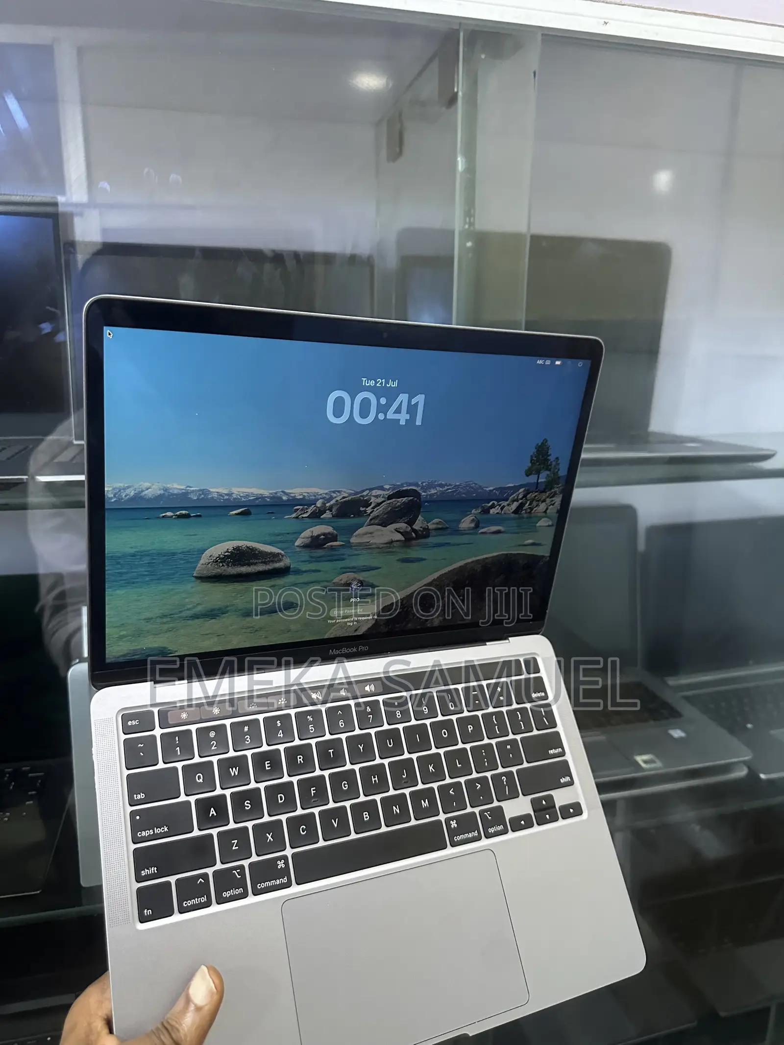 Laptop Apple MacBook Pro 2020 16GB Intel Core i5 HDD 512GB