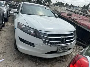 Honda Crosstour 2011 White
