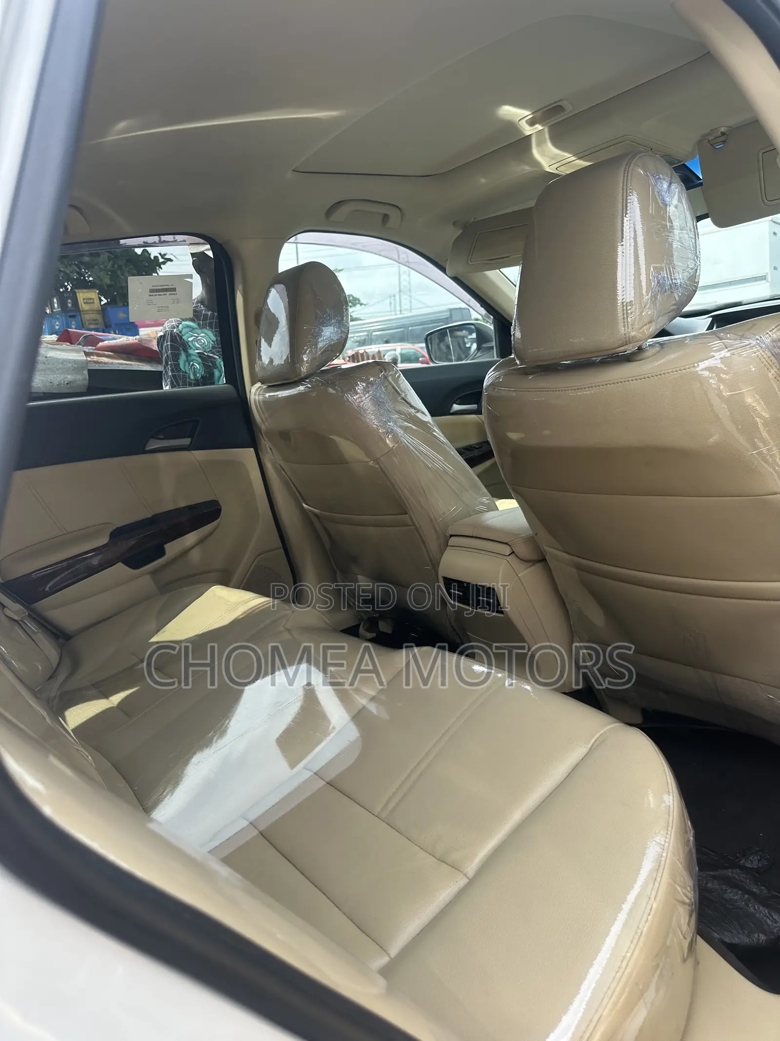 Honda Crosstour 2011 White