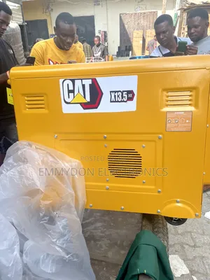 CAT X13.5XE Commercial Power Machine