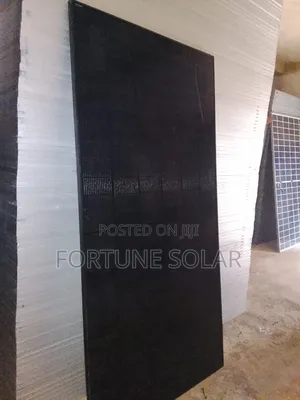 All Black Panel 650W Non Bifacial 16BB Halfcut 144 Cell