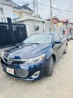 Toyota Avalon XLE 4dr Sedan (3.5L 6cyl 6A) 2014 Blue