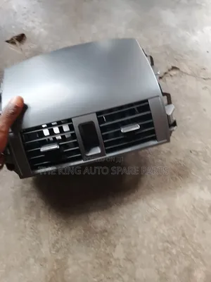 Toyota Corolla AC Vent the Middle One 08/09 Model