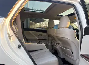 Toyota Venza 2010 White