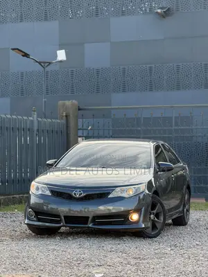Toyota Camry 2013 Gray