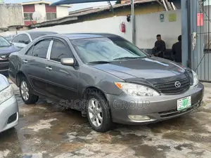 Toyota Camry 2004