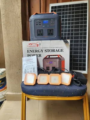 350W Energy Storage Power Station With 4 LED DC Bulbs