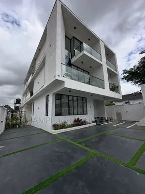 5bdrm Duplex in Apo Resettlement for sale