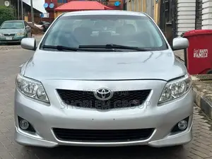 Toyota Corolla 2009 Silver
