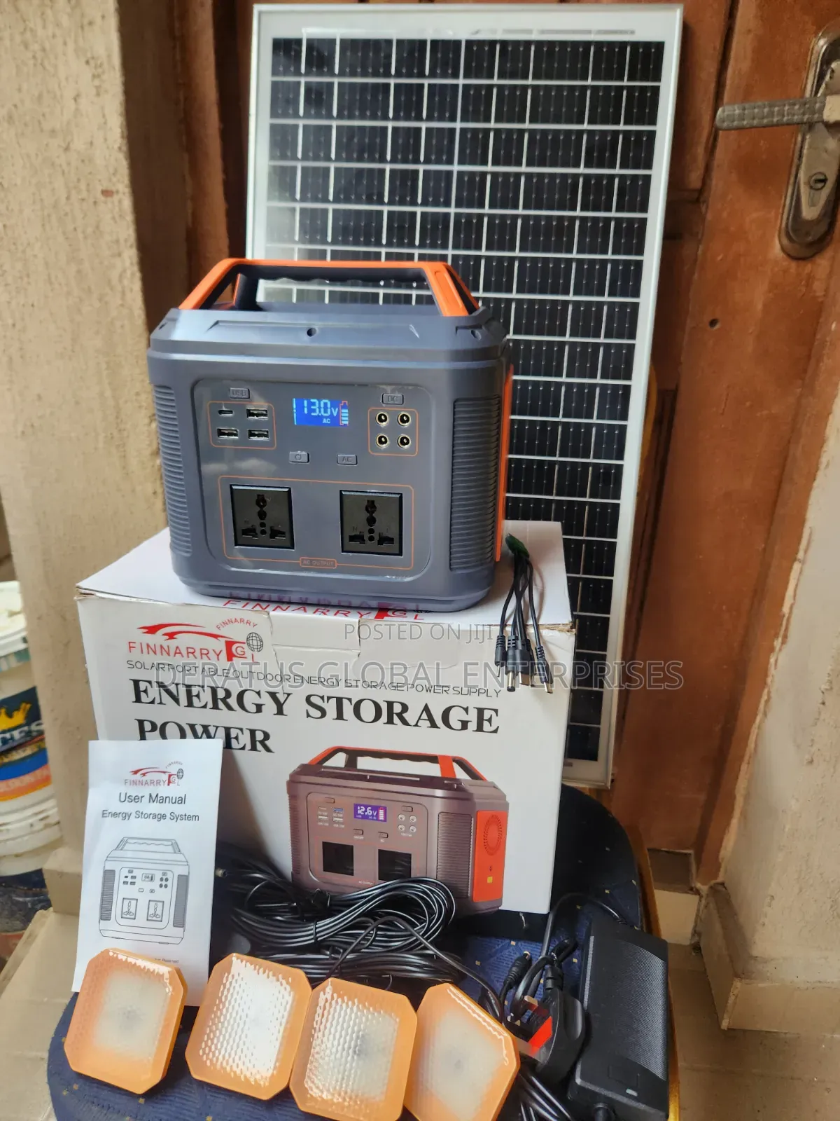 350W Solar Generator With 4 Bulbs 50W Panel