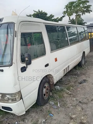 Toyota Coaster 2006 White