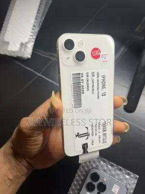 Apple iPhone 13 128 GB White