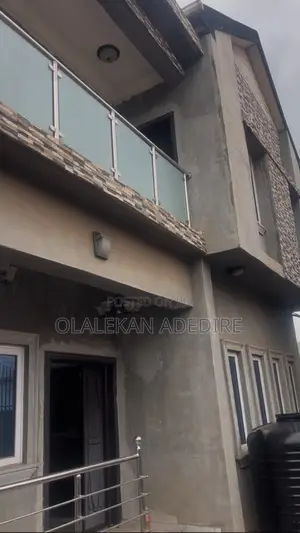 4bdrm Duplex in Akobo for rent