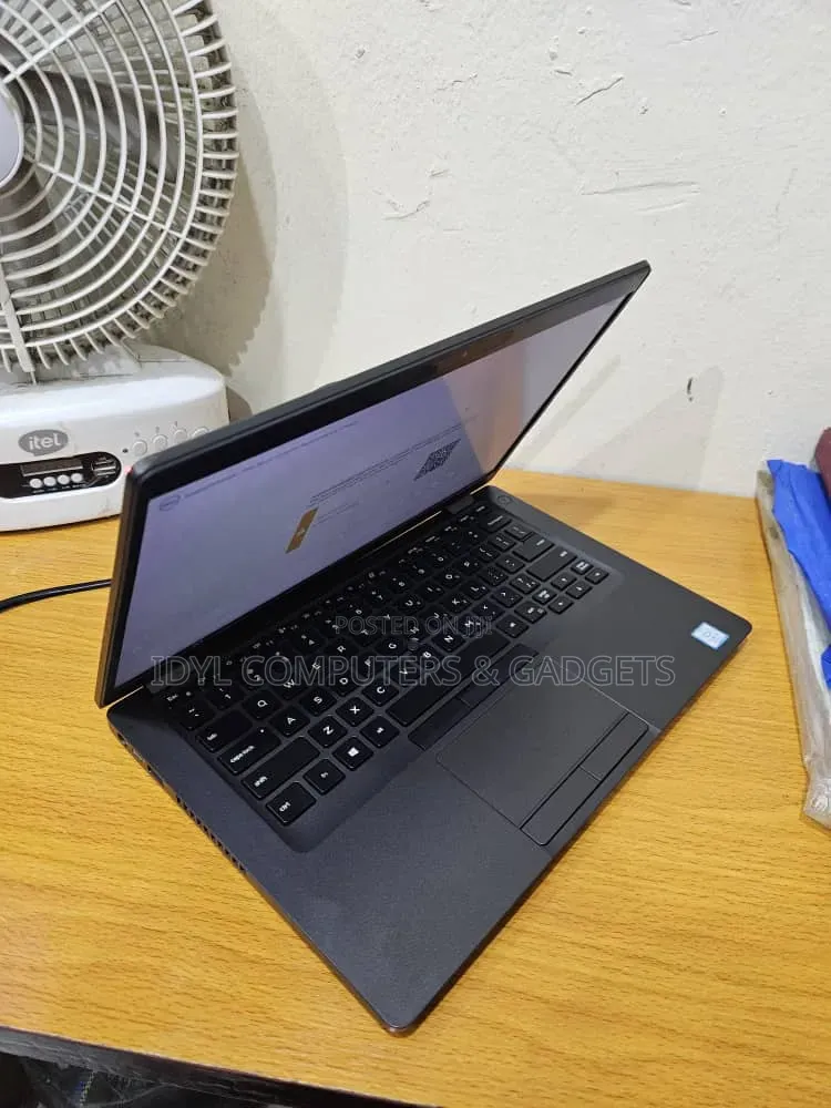 Laptop Dell Latitude 5400 8GB Intel Core i5 SSD 256GB