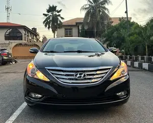 Hyundai Sonata Limited 2.0T Sedan (2.0L 4cyl 6A) 2013 Black