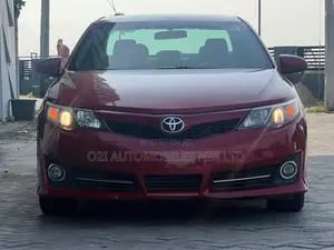 Toyota Camry 2013 Red