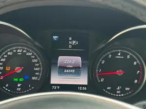 Mercedes-Benz C300 2015 Silver