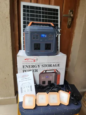 350W Solar Generator With Multiple Outputs