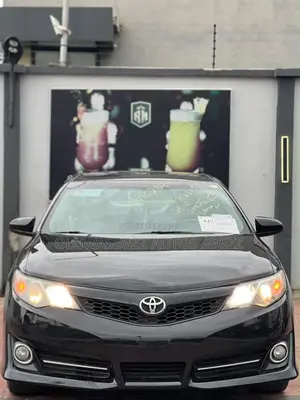 Toyota Camry SE V6 4dr Sedan (3.5L 6cyl 6A) 2012 Black