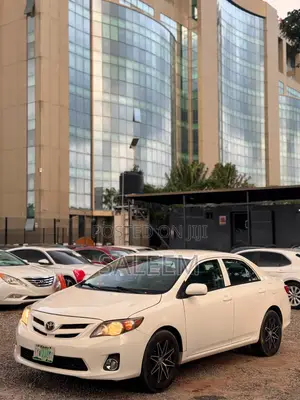 Toyota Corolla 2012 White