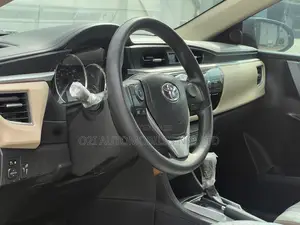 Toyota Corolla 2015 Black