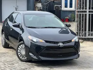 Toyota Corolla 2015 Black