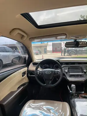 Toyota Avalon 2015