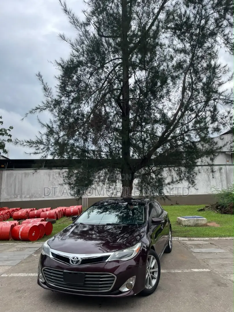 Toyota Avalon 2015