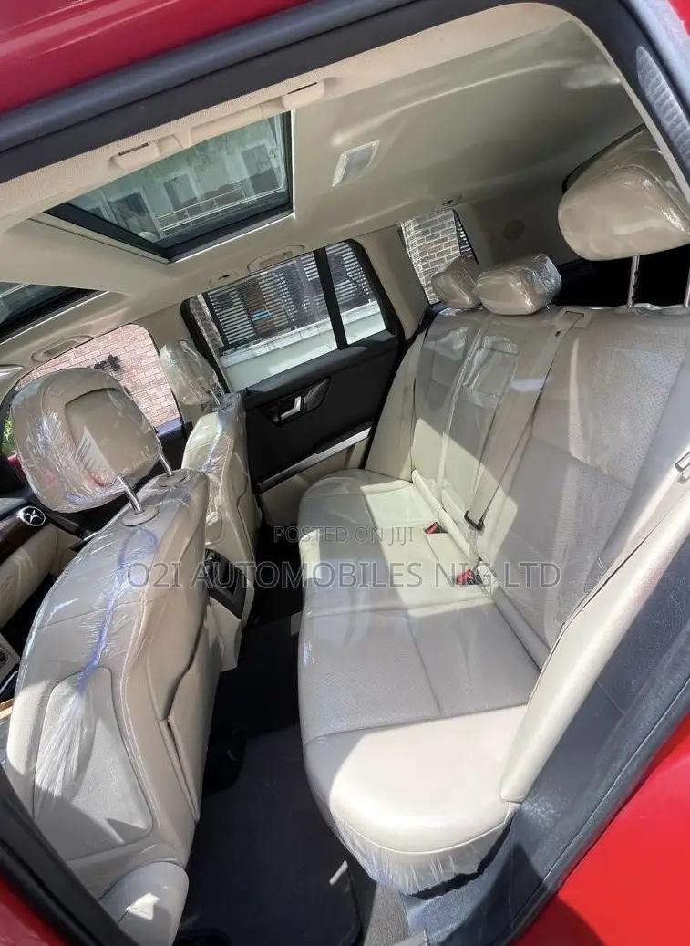 Mercedes-Benz GLK-Class 2015 Red