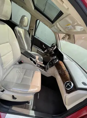 Mercedes-Benz GLK-Class 2015 Red