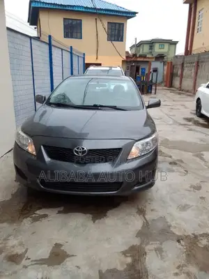 Toyota Corolla 2010 Gray