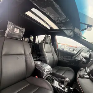 Toyota RAV4 SE AWD (2.5L 4cyl 6A) 2016 Orange