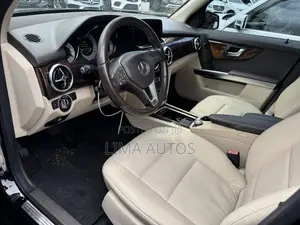 Mercedes-Benz GLK-Class Base GLK 350 4dr 4x2 (3.5L 6cyl 7A) 2015 Black