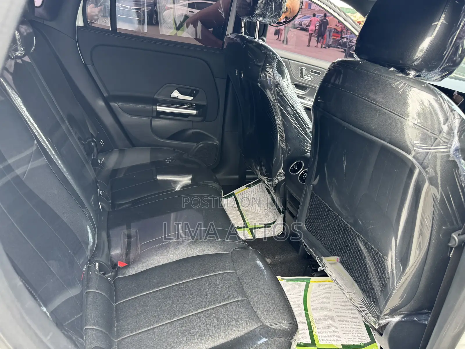 Mercedes-Benz GLA 250 2022 White