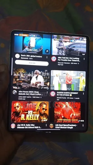 Samsung Galaxy Z Fold 3 256 GB Gold