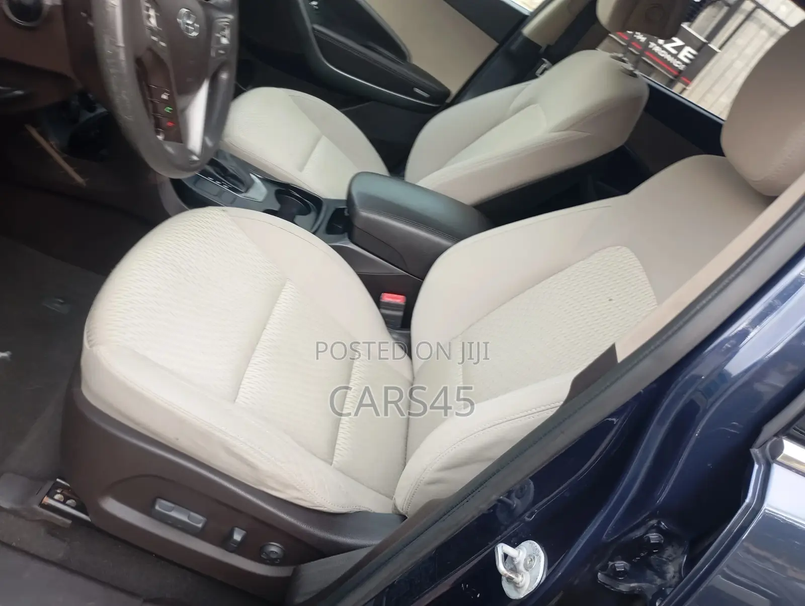 Hyundai Santa Fe 2015 Blue